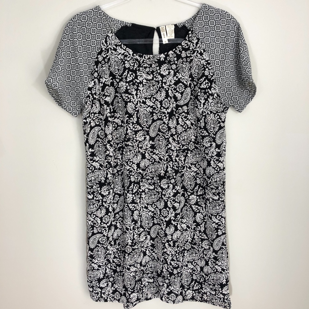Japna Black White Short Sleeve‎ Shift Dress M